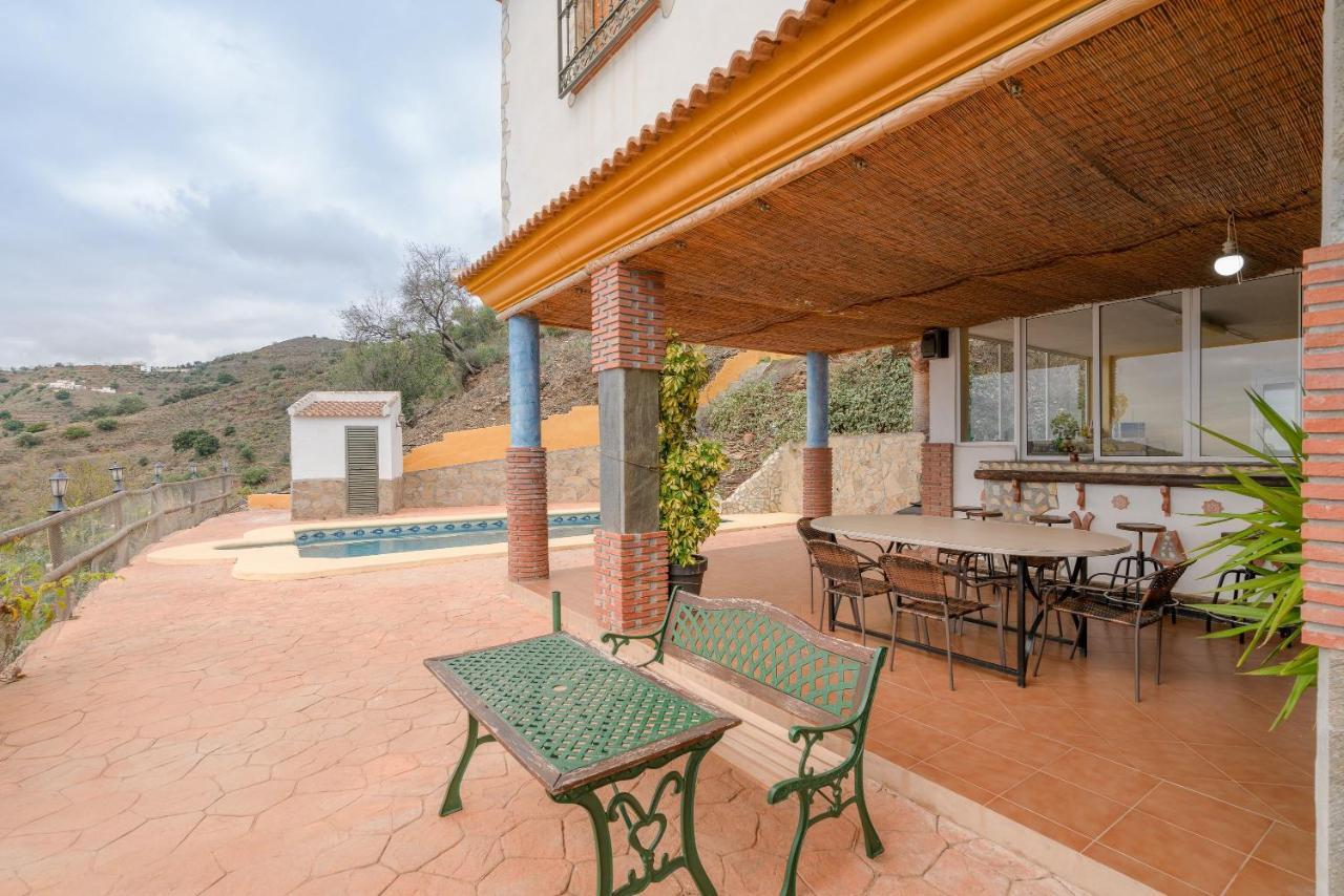Cortijo La Encina Βίλα Sayalonga Εξωτερικό φωτογραφία
