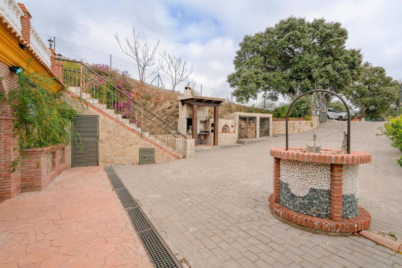 Cortijo La Encina Βίλα Sayalonga Εξωτερικό φωτογραφία