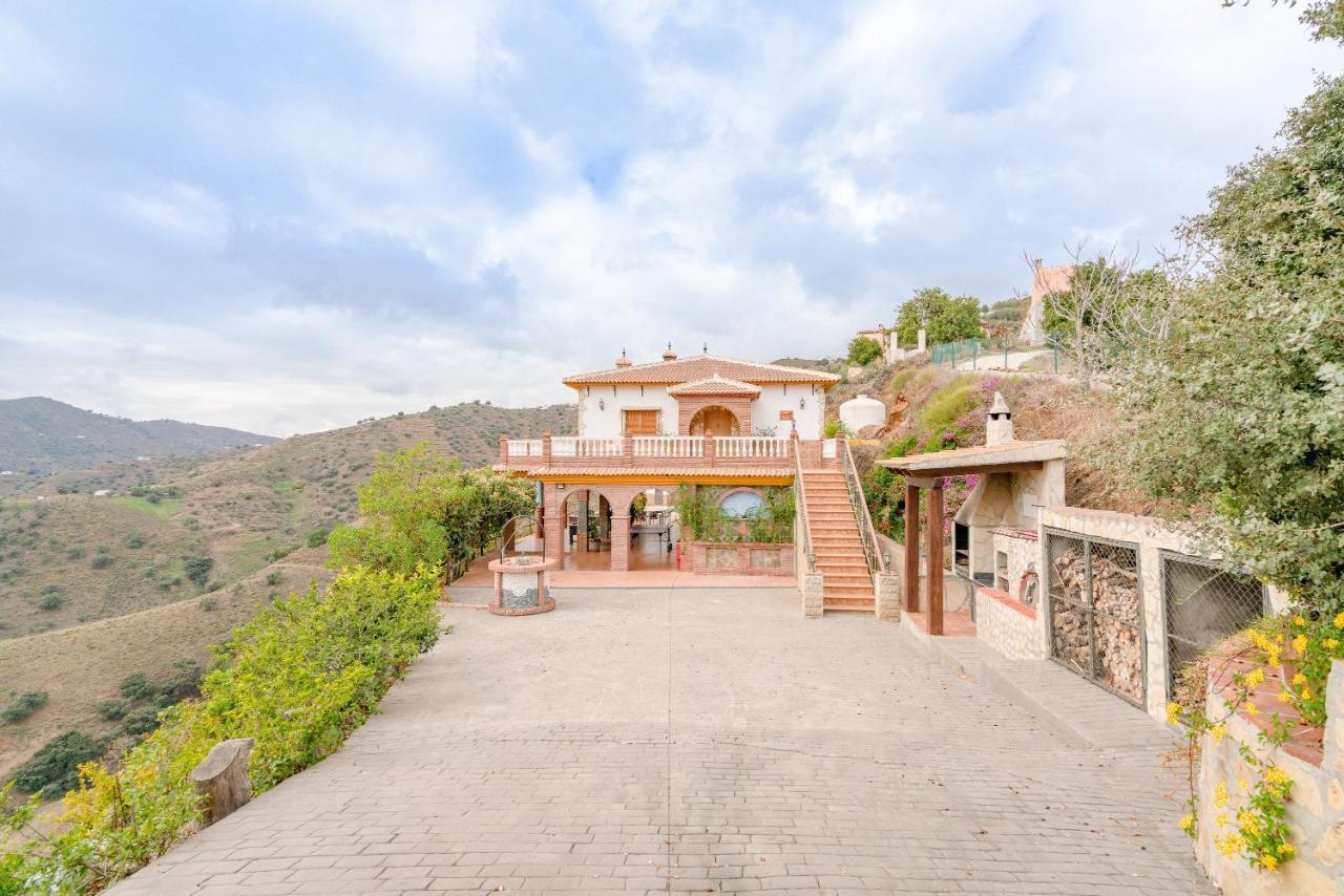 Cortijo La Encina Βίλα Sayalonga Εξωτερικό φωτογραφία
