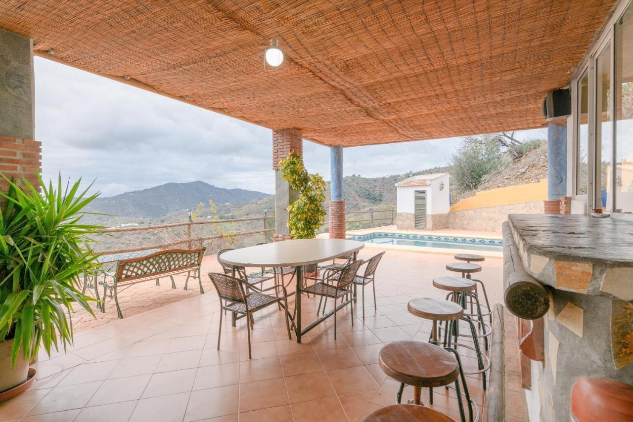Cortijo La Encina Βίλα Sayalonga Εξωτερικό φωτογραφία